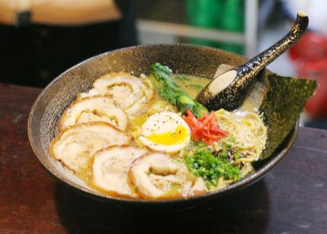 ラーメン開店9月 無双 岡崎市明大寺本町にオープン ラーメンとディスカウントストアオープン速報